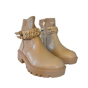 Jones New York Tan Ankle Boots with Gold Chain